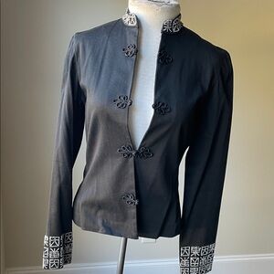 Elegant Black Women's Blazer with Embroidered Details